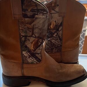 Brown Camo Western Boots